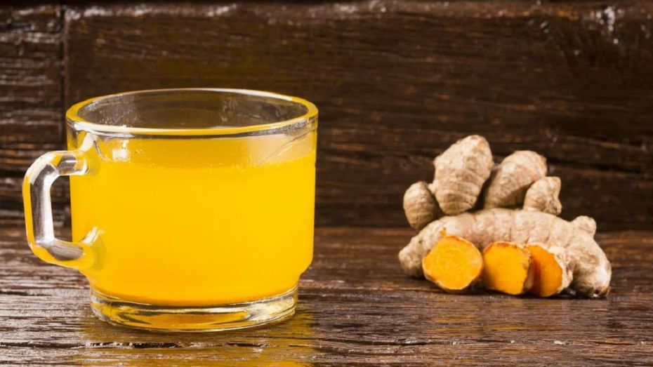 Drinking Turmeric Water